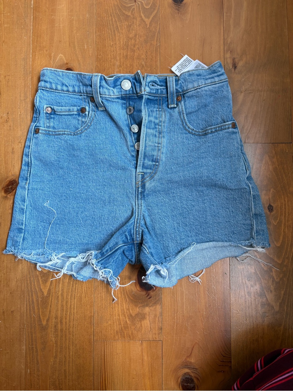 LEVIS - High-Waist Denim Shorts - Light Blue - Size 24